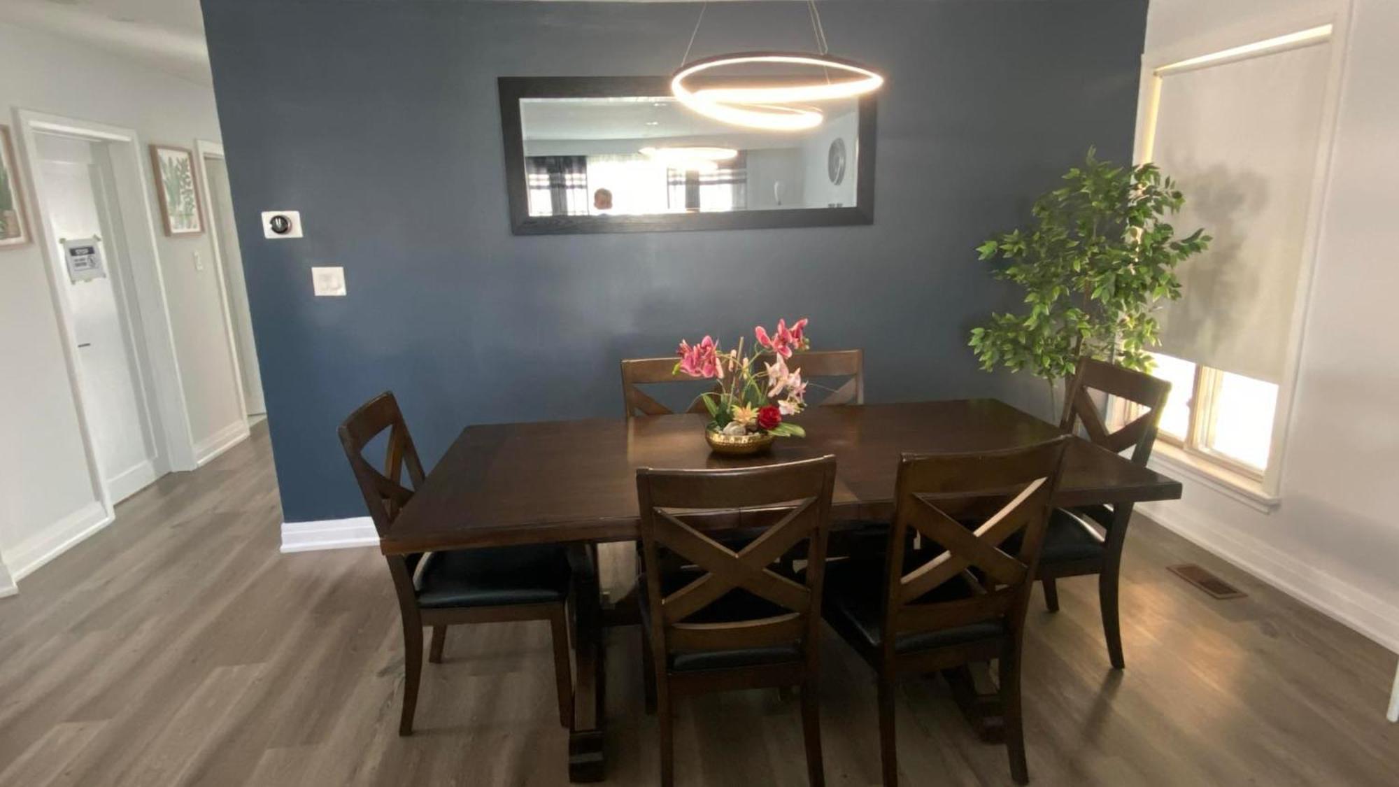 Spectacular 3 Bedroom 2 Wr House - Close To Airport トロント エクステリア 写真